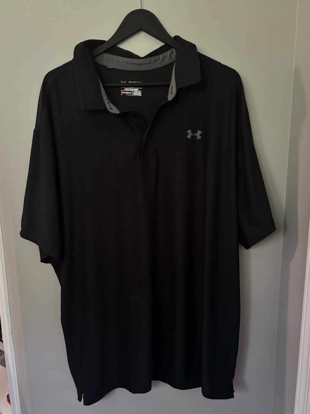 Under Armour Men’s Black Polo - Size: 3XL